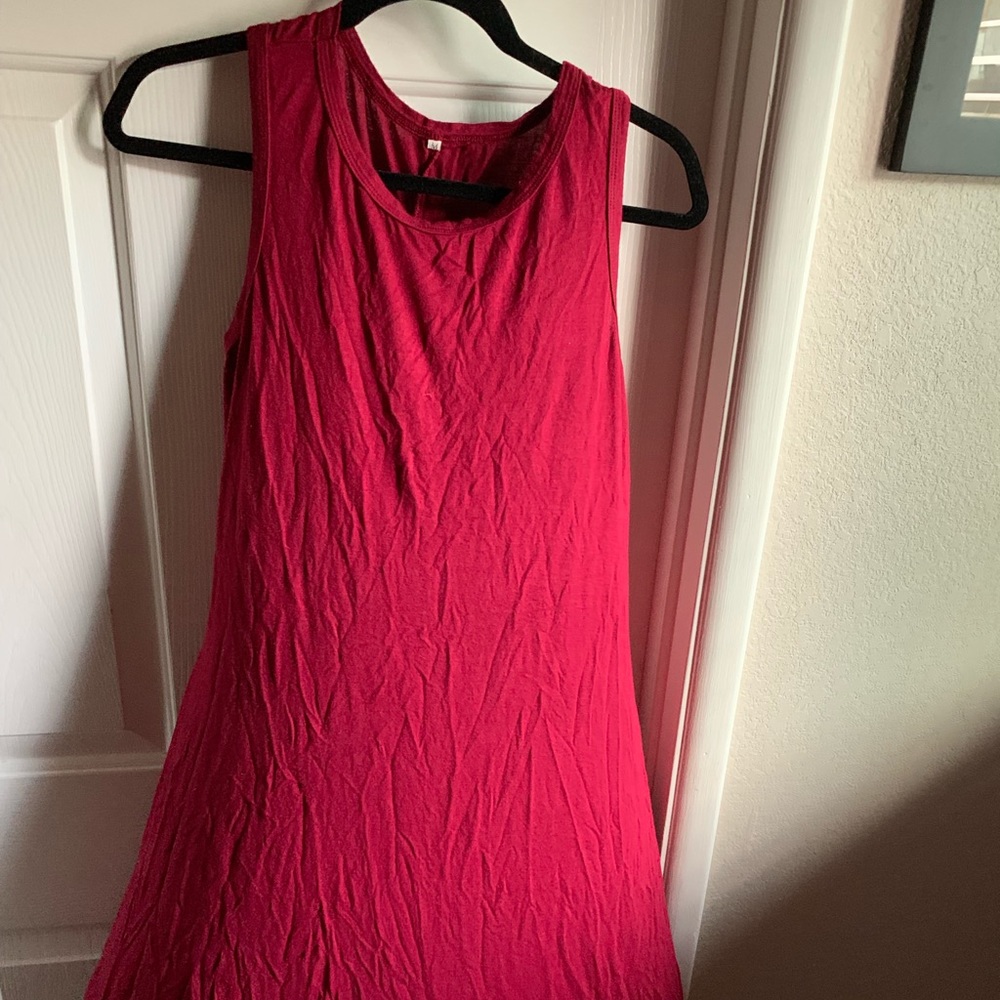 Comfy and stretchy cute dress! W/pockets!